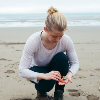 Plastic Detective – Investigating Plastic Pollution from the Ocean to Mt Everest