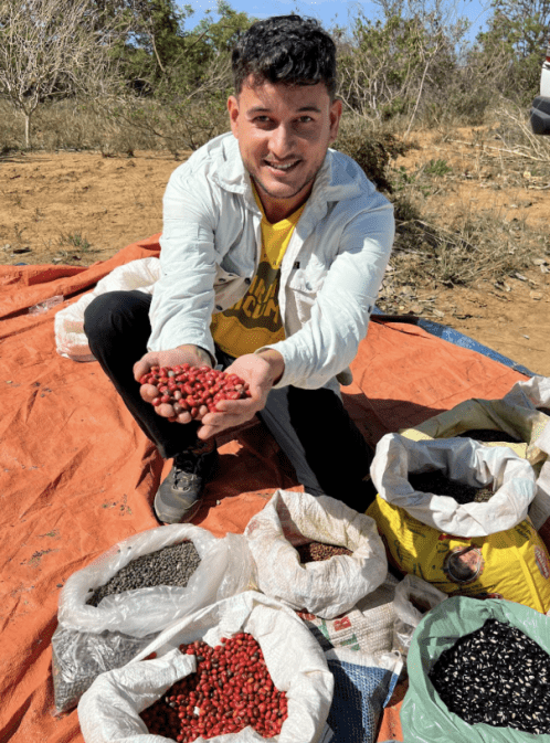 Replanting Forests in Brazil with Nondas Silva